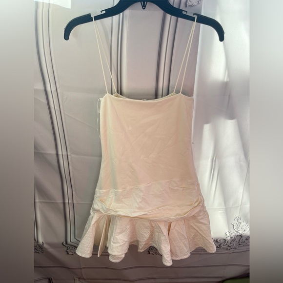 Spring /summer 🌺 NWT ZARA VOLUME dress S and M 
🚨 My prices are firm no discount - Picture 2 of 14